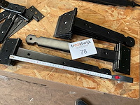 Zwarte scharnieren - afbeelding 3 van  7