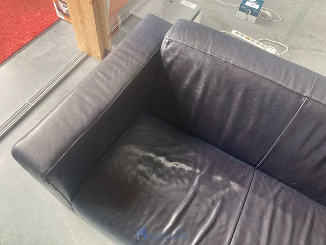 Zwarte sofa - afbeelding 3 van  3