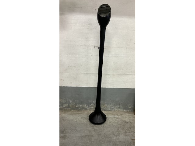 Zwarte staande spiegel ( presentatie spiegel voor optiek - afbeelding 1 van  3