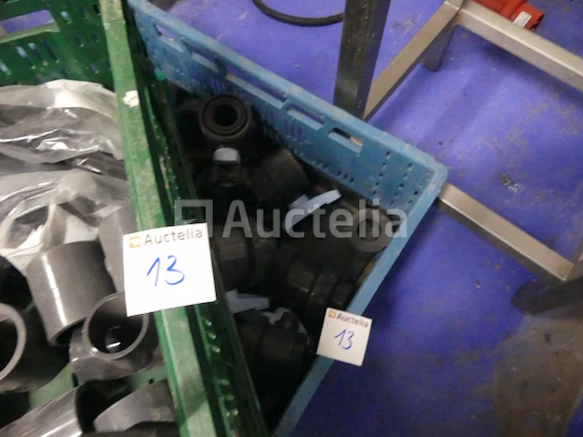 Zwembad fittingen en ellebogen - afbeelding 2 van  9