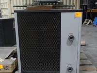 Zwembad warmtepomp - afbeelding 1 van  3