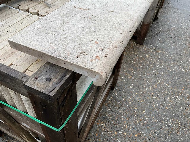 Zwembadboord noce 40,8 lm - afbeelding 1 van  2