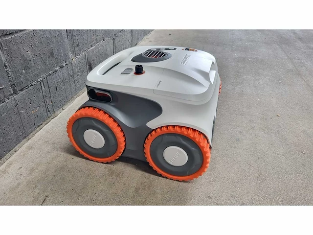 Zwembadrobot op batterijen bluenexus - afbeelding 2 van  6