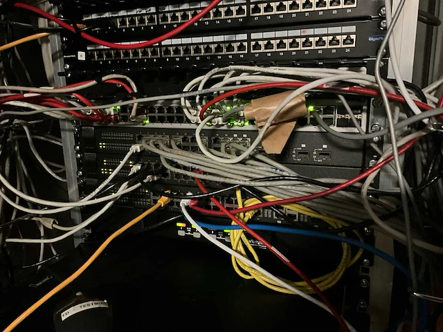 Zyxel gs1524 switch - afbeelding 2 van  2