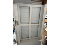 - - electronics - afbeelding 2 van  2