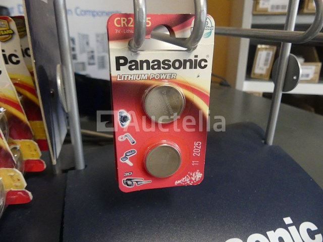 +- 27 pakketten batterijen en batterijen - afbeelding 2 van  9