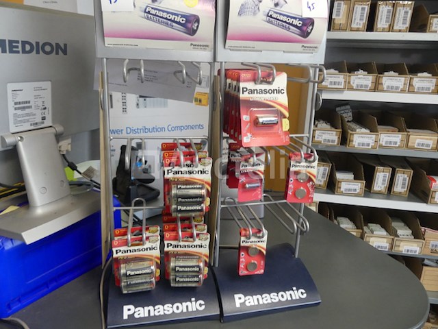 +- 27 pakketten batterijen en batterijen - afbeelding 6 van  9