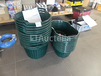 +- 30 plastic tuinmand - afbeelding 1 van  8