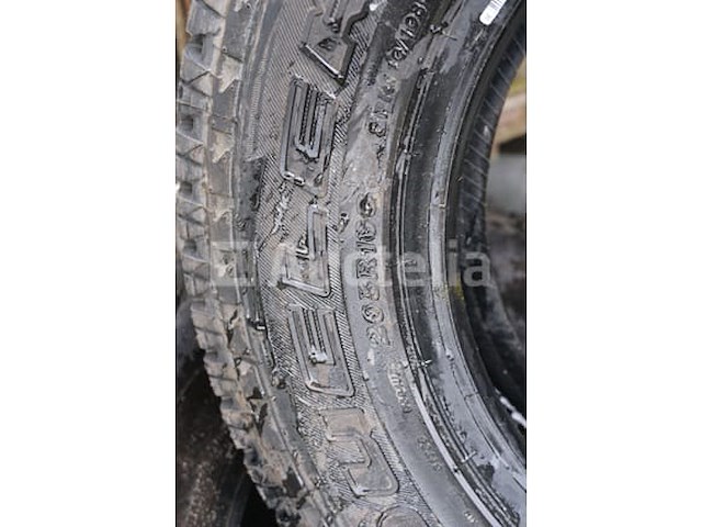 +- 8 aluminium velgen met banden - afbeelding 3 van  10