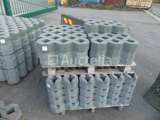 +- 86 grastegels - afbeelding 8 van  8