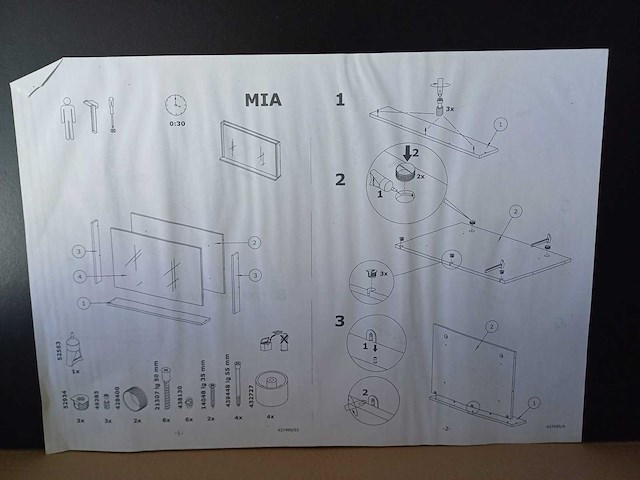 - badkamerspiegel of iets anders - - afbeelding 1 van  1