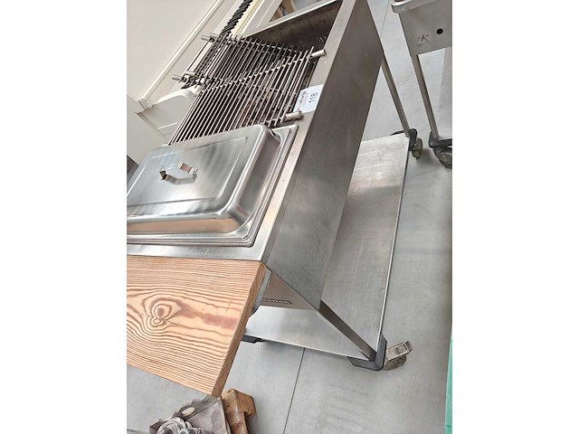 - barbecue rvs met inbouw bain-marie - afbeelding 2 van  4