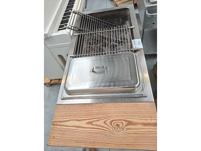 - barbecue rvs met inbouw bain-marie - afbeelding 4 van  4