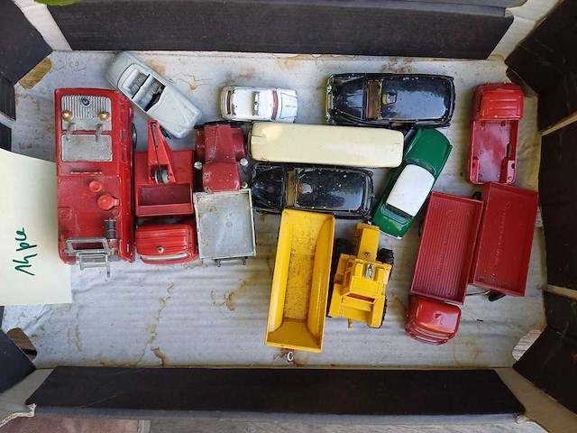 - collectie - modelauto's voor verzamelaars, dynky toys, corgi, solido, enzovoort... - afbeelding 11 van  18