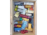 - collectie - modelauto's voor verzamelaars, dynky toys, corgi, solido, enzovoort... - afbeelding 15 van  18