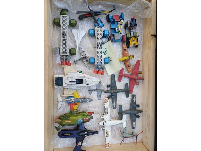 - collectie - modelauto's voor verzamelaars, dynky toys, corgi, solido, enzovoort... - afbeelding 17 van  18