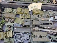 - collectie 580 stukken - miniatuurauto's voor verzamelaars, dynky-speelgoed, corgi, solido, enzovoort... - afbeelding 3 van  13
