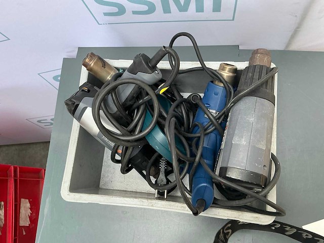 - diverse handgereedschappen - afbeelding 2 van  3