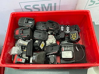 - diverse handgereedschappen - afbeelding 1 van  2