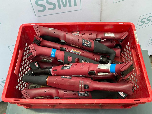 - diverse handgereedschappen - afbeelding 1 van  2