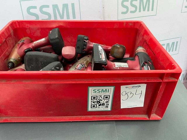 - diverse handgereedschappen - afbeelding 2 van  2