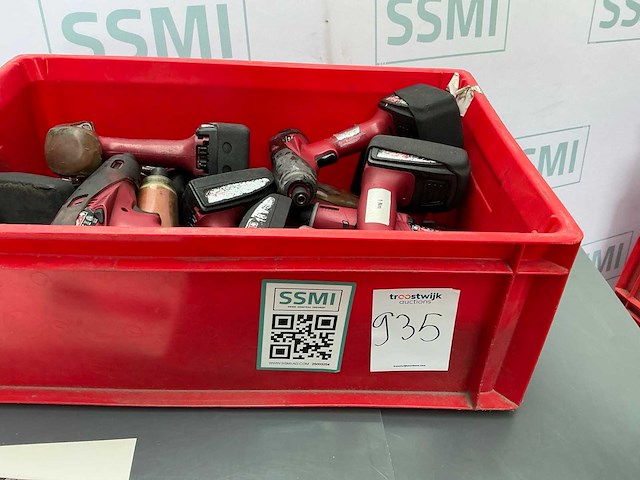 - diverse handgereedschappen - afbeelding 2 van  2