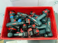 - diverse handgereedschappen - afbeelding 1 van  2