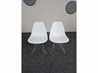 - eames stijl stoel - kantinestoelen (2x)