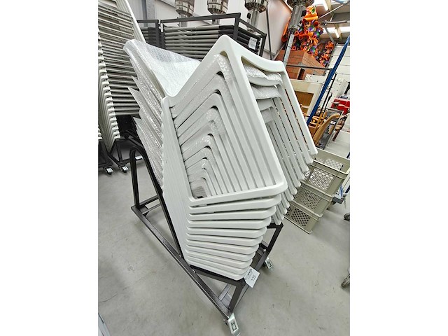 - kazar stoel wit inclusief transportkar (11x) - afbeelding 2 van  4