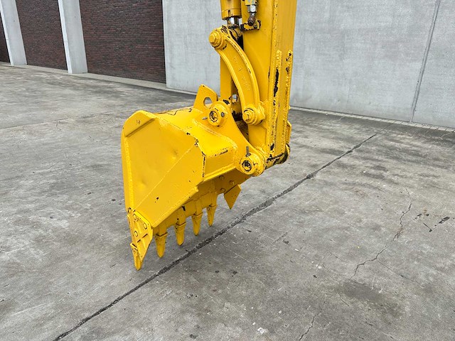 - komatsu - midigraafmachine - afbeelding 39 van  40