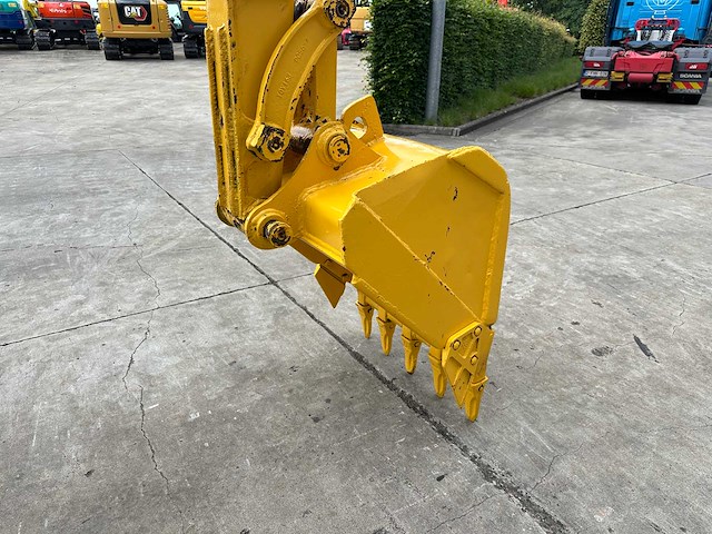 - komatsu - midigraafmachine - afbeelding 2 van  38