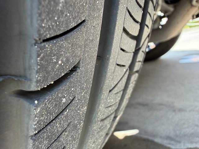 - land rover - range rover sport - 3.0 tdv6 - car - afbeelding 12 van  39