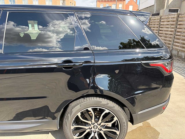 - land rover - range rover sport - 3.0 tdv6 - car - afbeelding 13 van  39