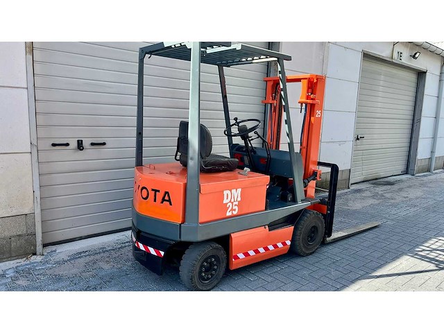 - toyota - 4fb20 - forklift trucks - afbeelding 1 van  30