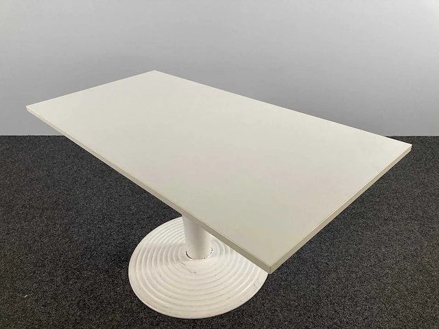 - vergadertafel - afbeelding 7 van  8
