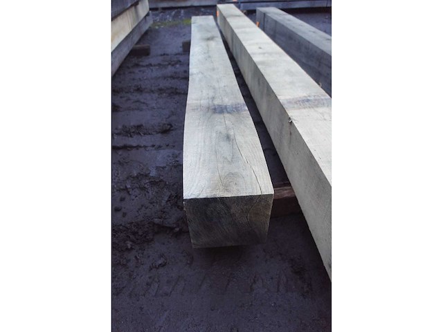 0,11 m³ eiken balk 200x200 - afbeelding 3 van  4