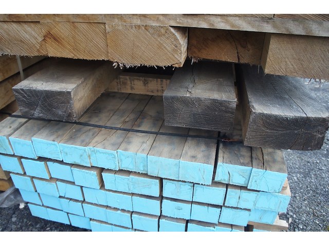 0,14 m³ industrieel eiken balken 100x200 - afbeelding 2 van  3