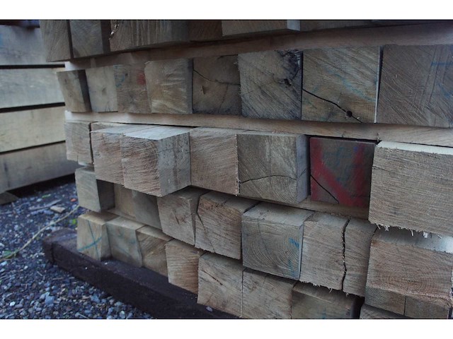 0,21 m³ eiken balken 120x120 - afbeelding 3 van  4
