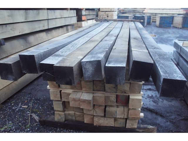 0,24 m³ eiken balken 100x100 - afbeelding 2 van  4