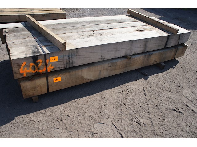 0,25 m³ eiken balken 200x200 - afbeelding 1 van  4