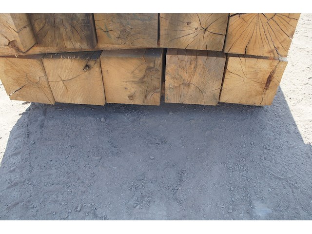 0,25 m³ eiken balken 200x200 - afbeelding 3 van  4
