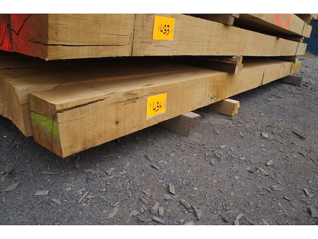 0,26 m³ eiken balken 100x100 - afbeelding 2 van  4