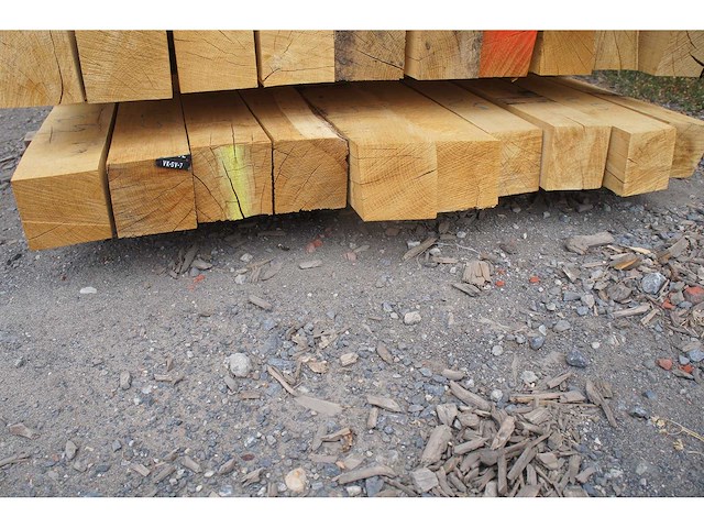0,26 m³ eiken balken 100x100 - afbeelding 4 van  4