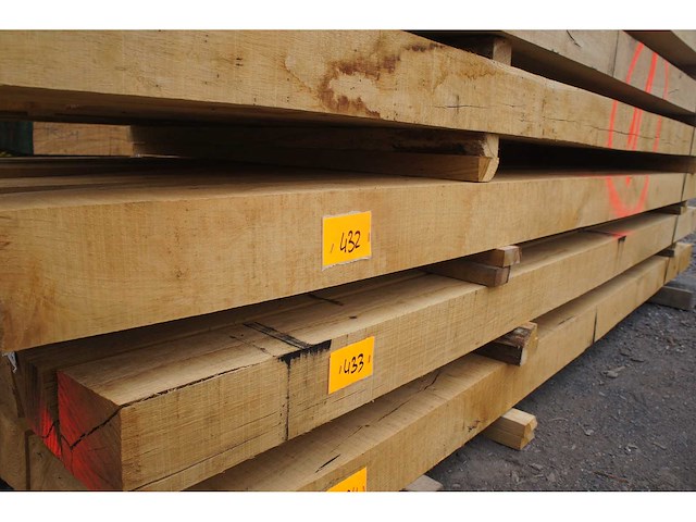 0,26 m³ eiken balken 100x100 - afbeelding 2 van  4