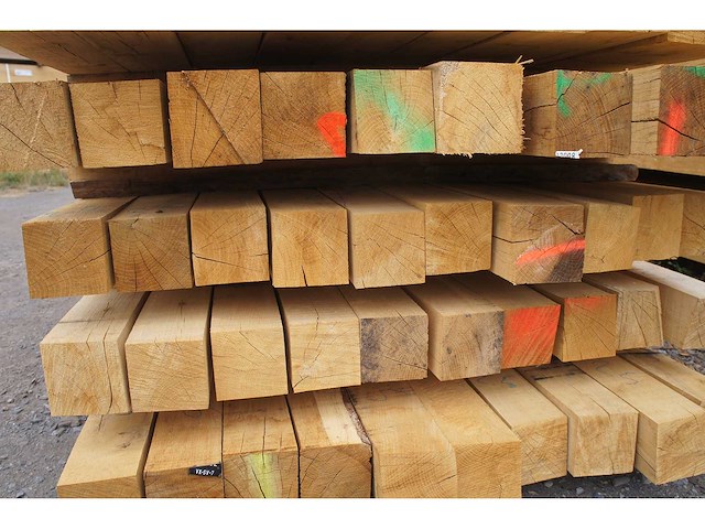 0,26 m³ eiken balken 100x100 - afbeelding 4 van  4