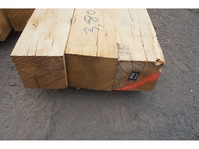 0,26 m³ eiken balken 150x150 - afbeelding 4 van  4
