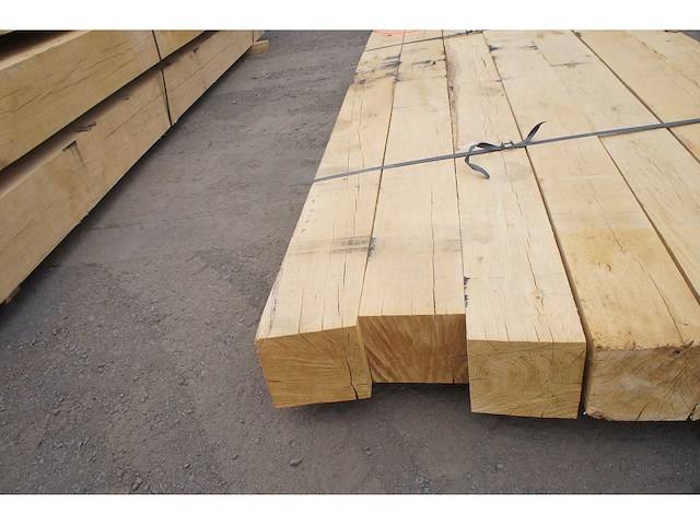 0,26 m³ eiken balken 150x150 - afbeelding 2 van  2