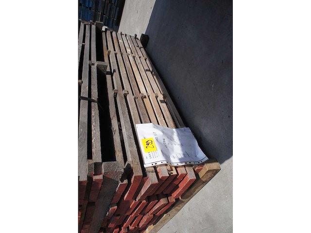 0,36 m³ eiken planken 30mm rustiek - afbeelding 1 van  4