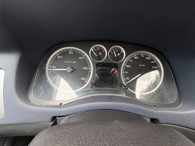 04-03-2003 - peugeot - 307 sw - car - afbeelding 10 van  24