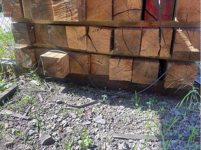 0,42 m³ eiken balken 120x120 - afbeelding 2 van  3